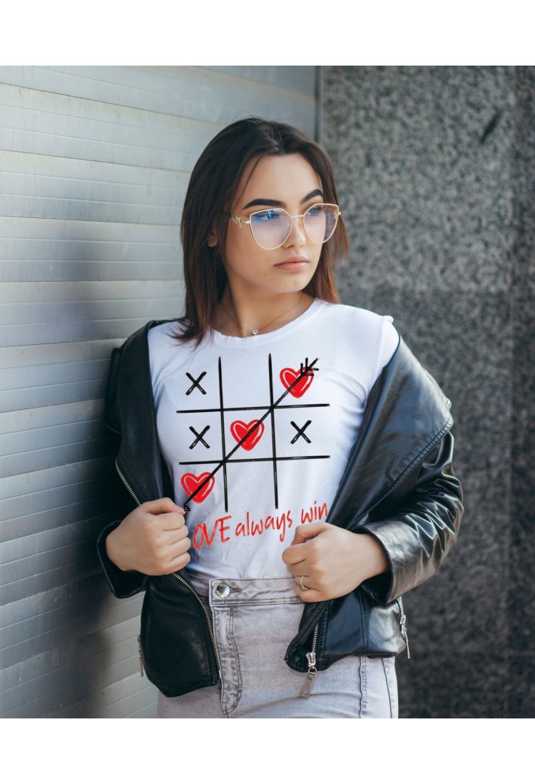 Γυναικεία Κοντομάνικη Μπούζα Valentine's day Love Always Wins S5439W