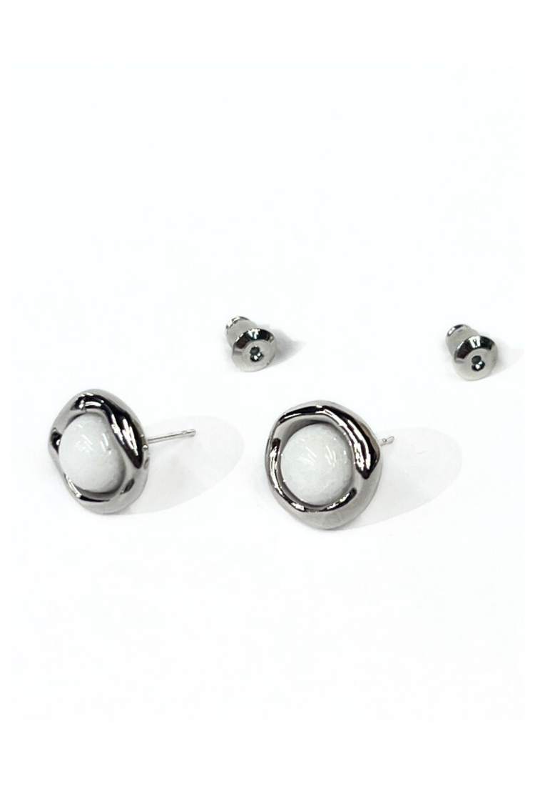 Stud Earrings With White Stone WER325