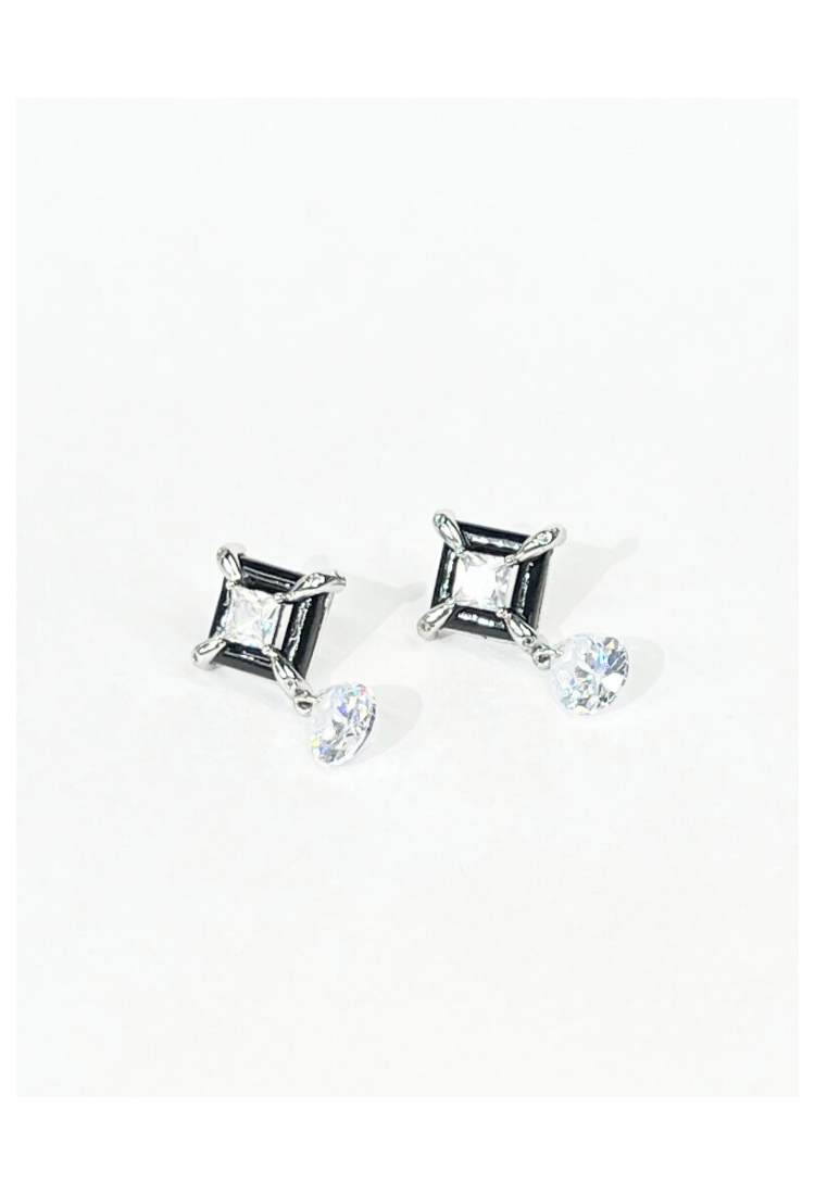 Square Stud Earrings WER327 Square Stud Earrings WER327