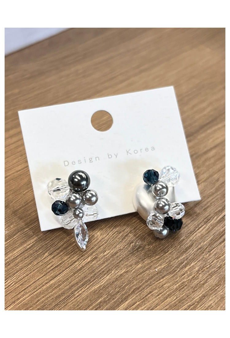 Asymmetric Stud Earrings WER328