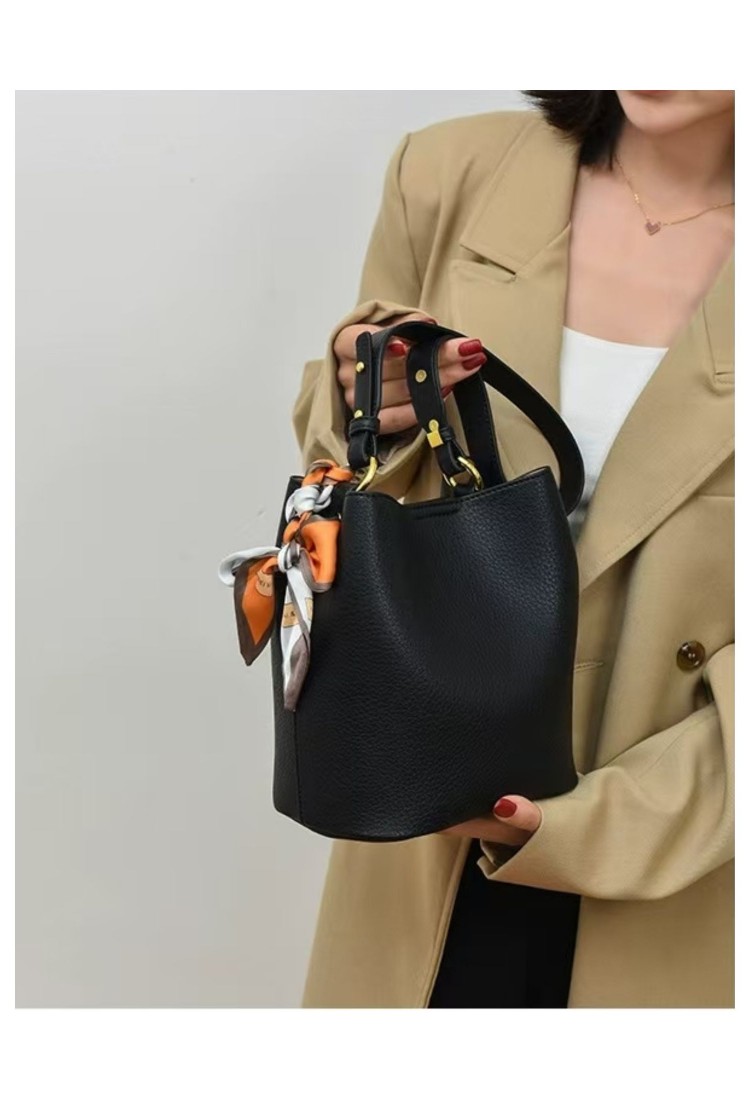 Women's Crossbody / Shoulder Bag 525602