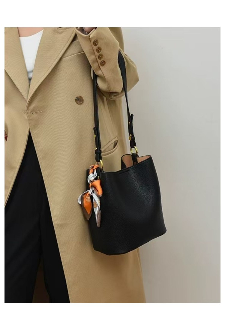 Women's Crossbody / Shoulder Bag 525602