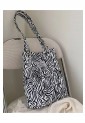 Women's Fabric Bag With Pattern 525609
