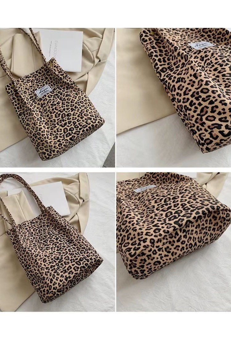 Women's Fabric Bag With Pattern 525609