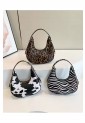 Women's Animal Print Shoulder Bag 525610
