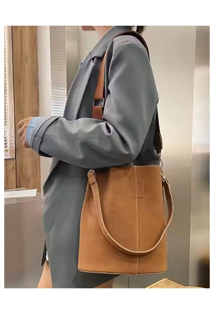 Women's Suede Shoulder / Crossbody Bag 525612