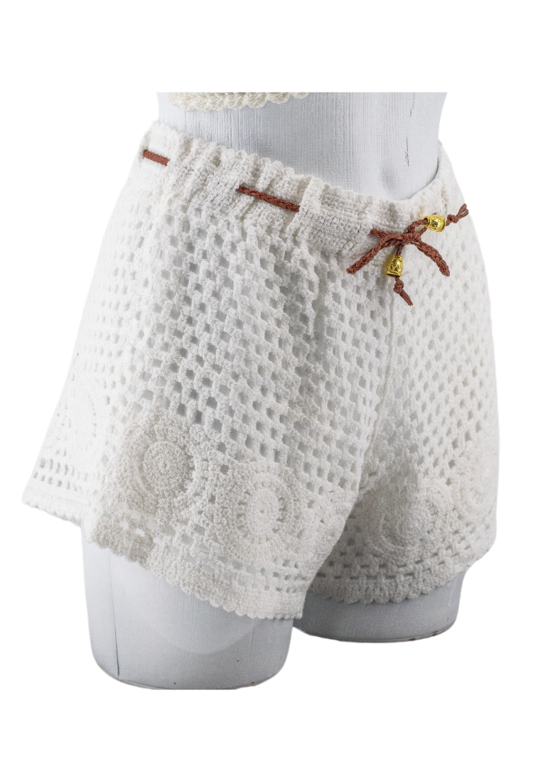 Women's Knitted Shorts With Belt 524073