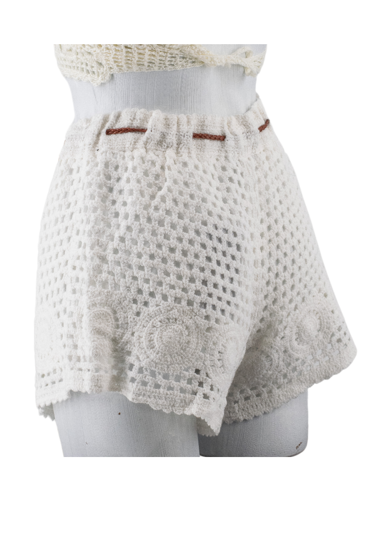 Women's Knitted Shorts With Belt 524073