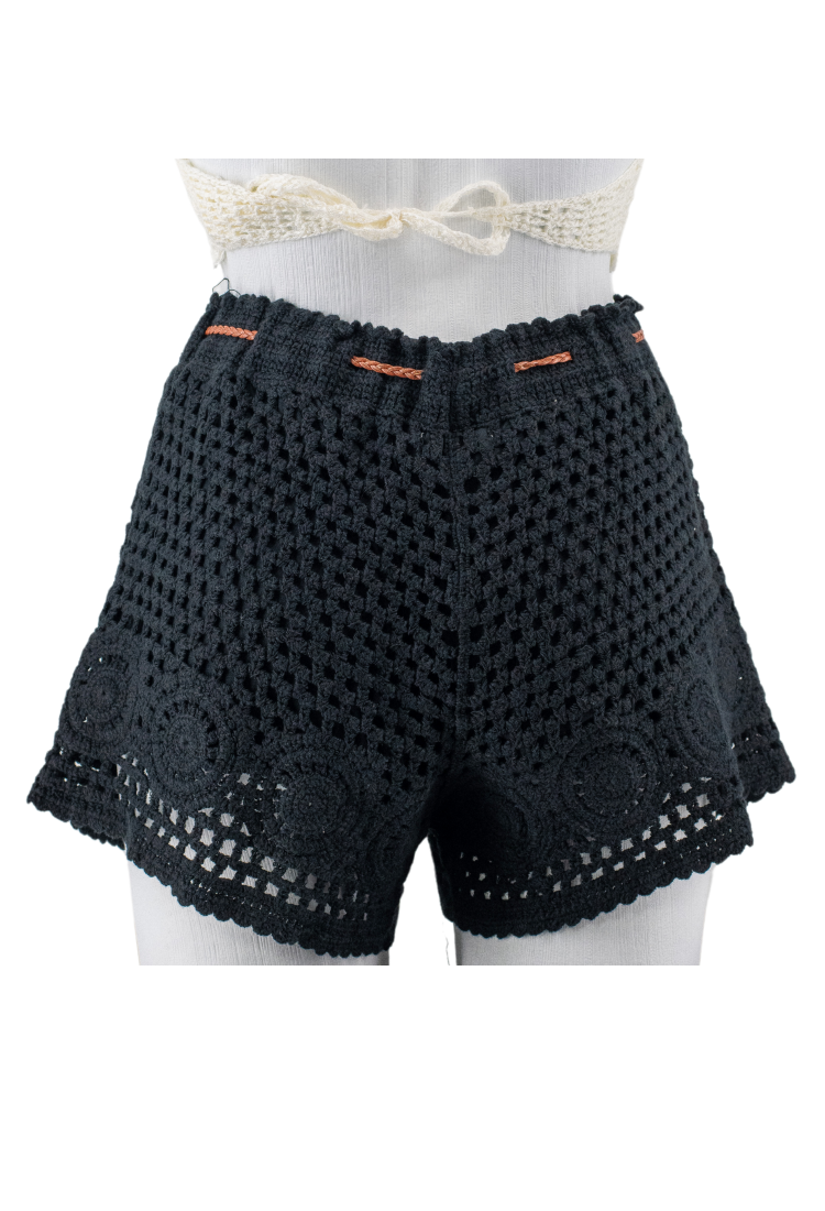 Women's Knitted Shorts With Belt 524073