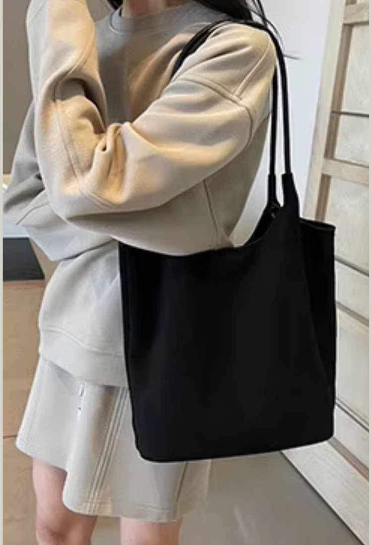 Women's Suede Shoulder Bag 525626