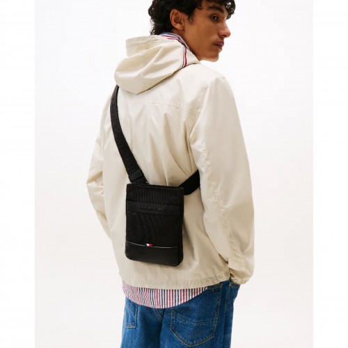 Τσαντάκι Ώμου Tommy Hilfiger Μαύρο 527018