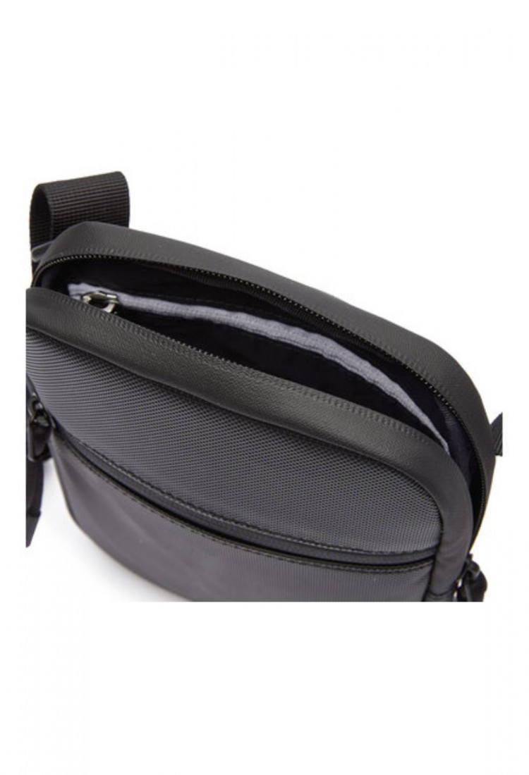 Men's Crossbody Bag with Zipper Closure Lacoste 527225
