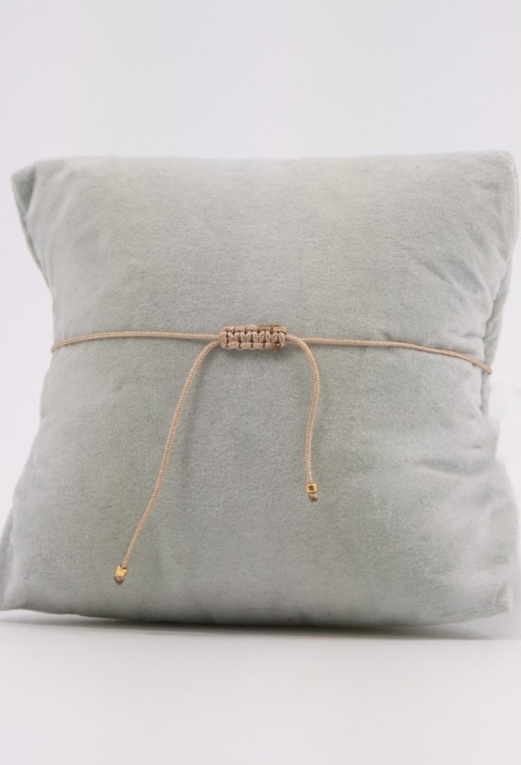 Handmade Bracelet with Blue Beads and Macramé Closure 527302-1