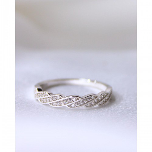 Women's Silver Braided Ring With Shiny Stones 527367