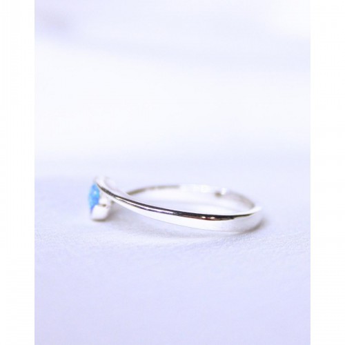 Women's Silver 925 Ring With Small Opal Twisted Minimal Design 527378