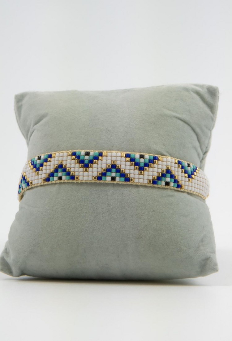 Women's  Handmade Macrame Bracelet With White And Blue Beads Geometric Boho Design 527304-1