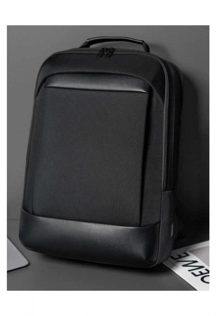 Anti-theft laptop backpack with USB charging port 527643
