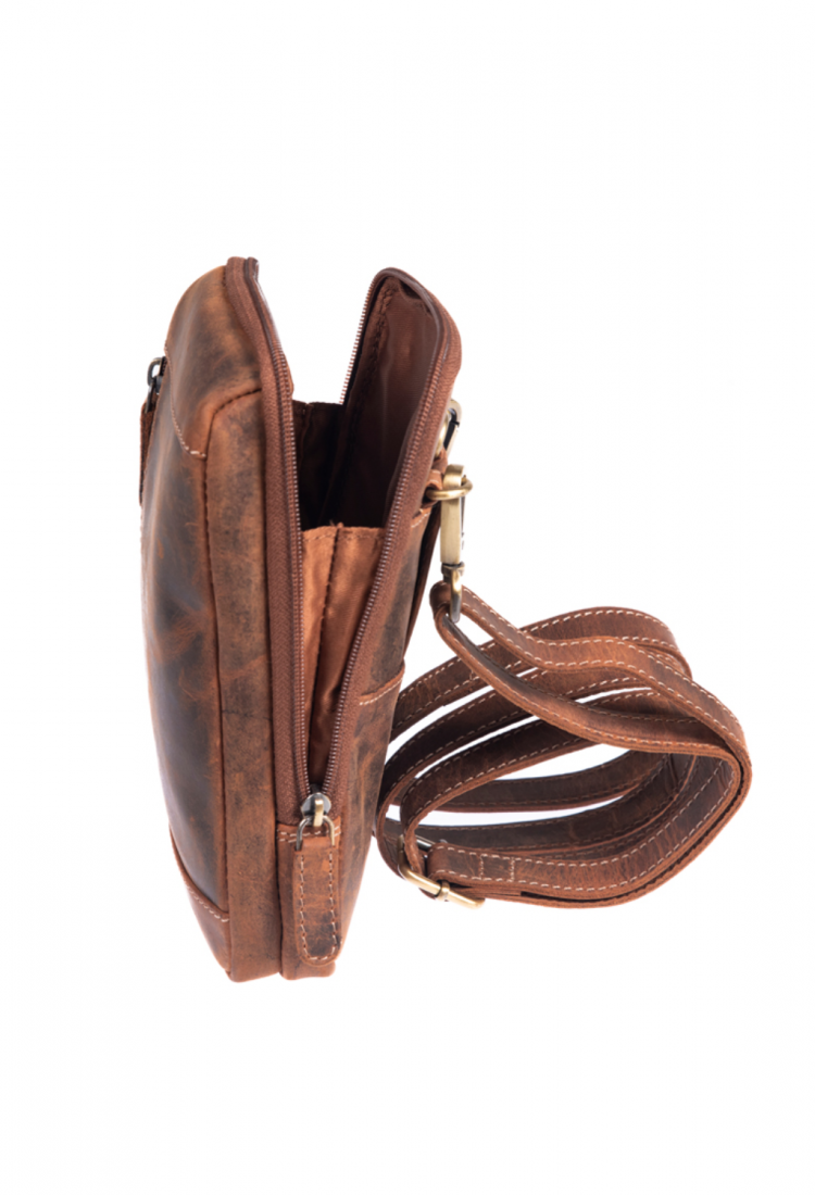 Brown leather crossbody shoulder bag with zippered compartments 528967