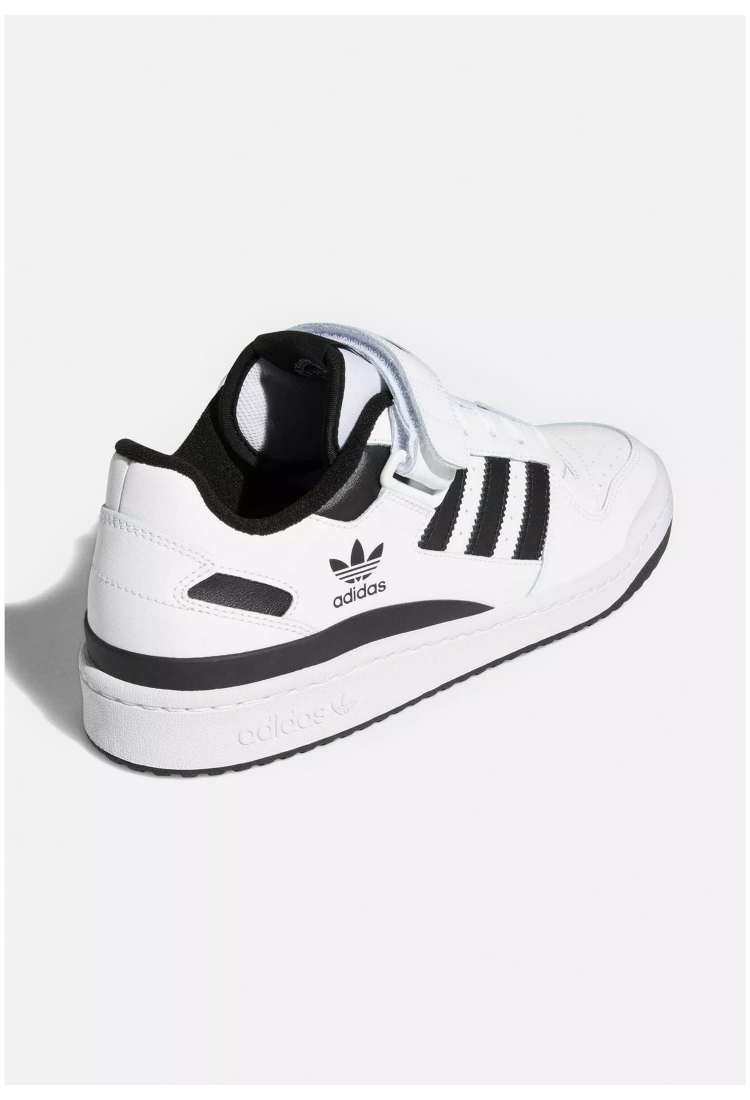 Παπούτσια Adidas APA606