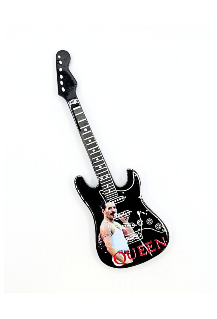 Guitar Key Chain / Magnet Queen QKR984